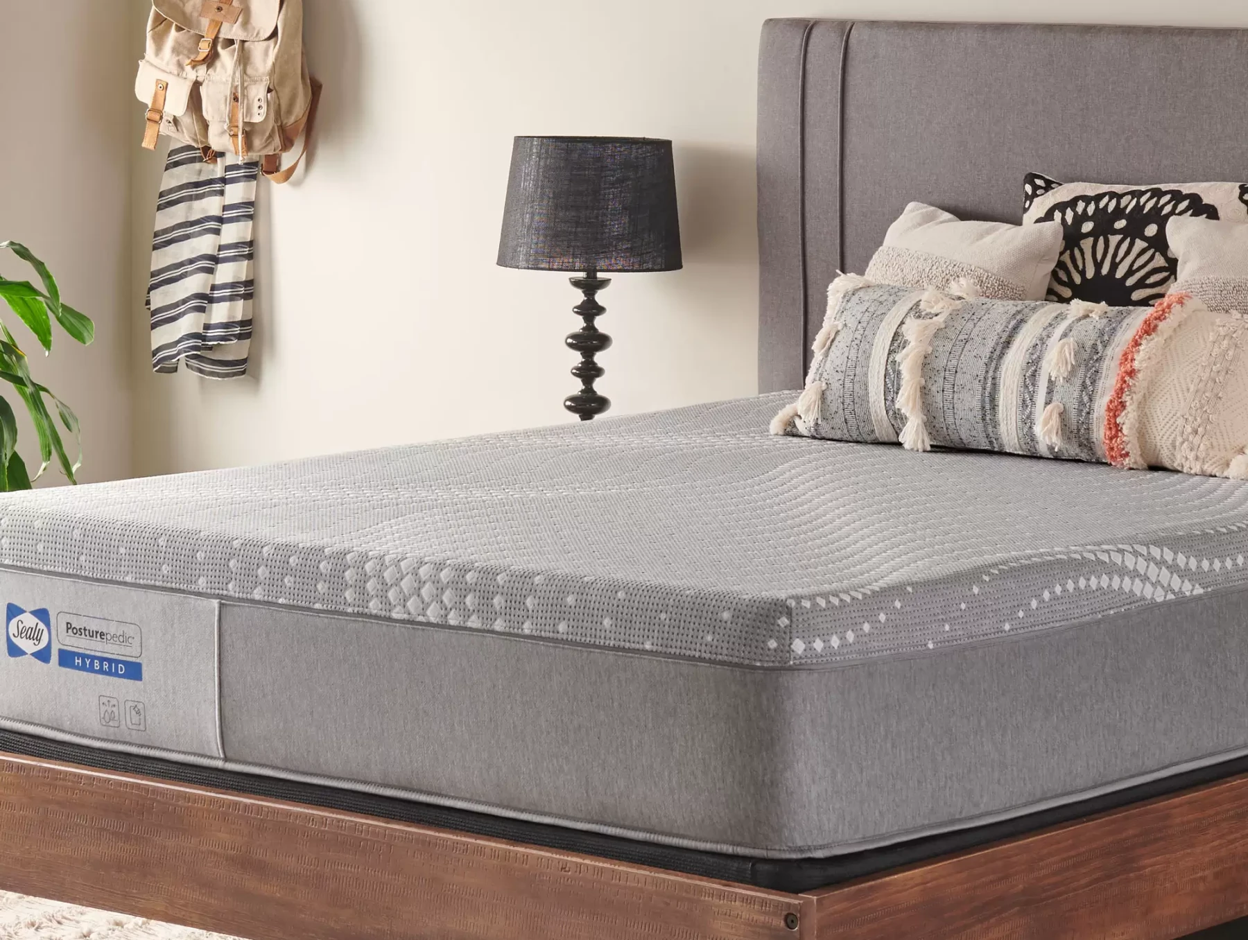 sealy paterson hybrid medium mattress